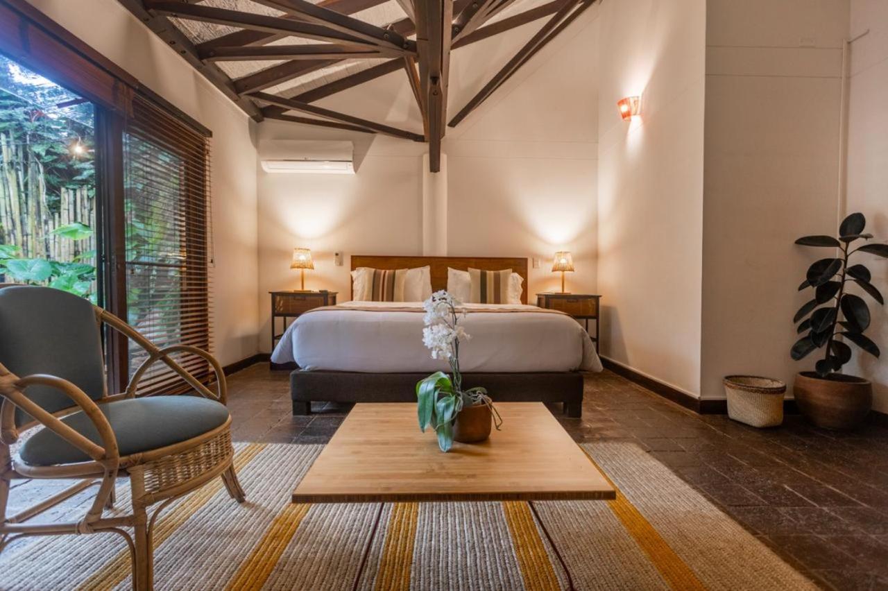 Sazagua Boutique 5*